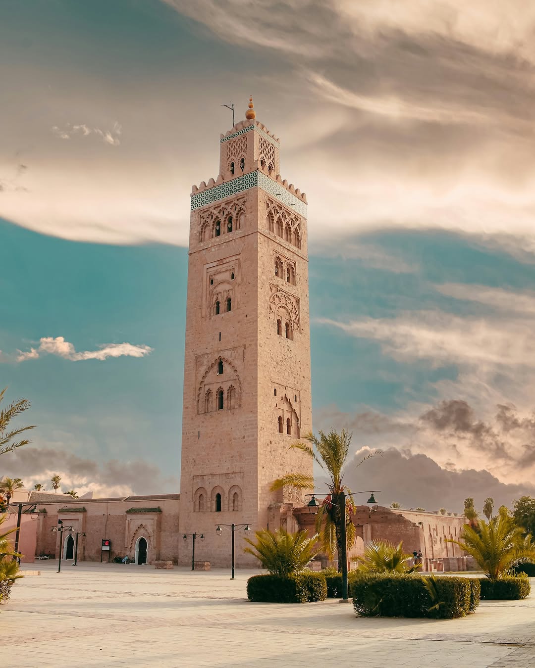 Shared Marrakech to Fes Desert Tour - Image 1